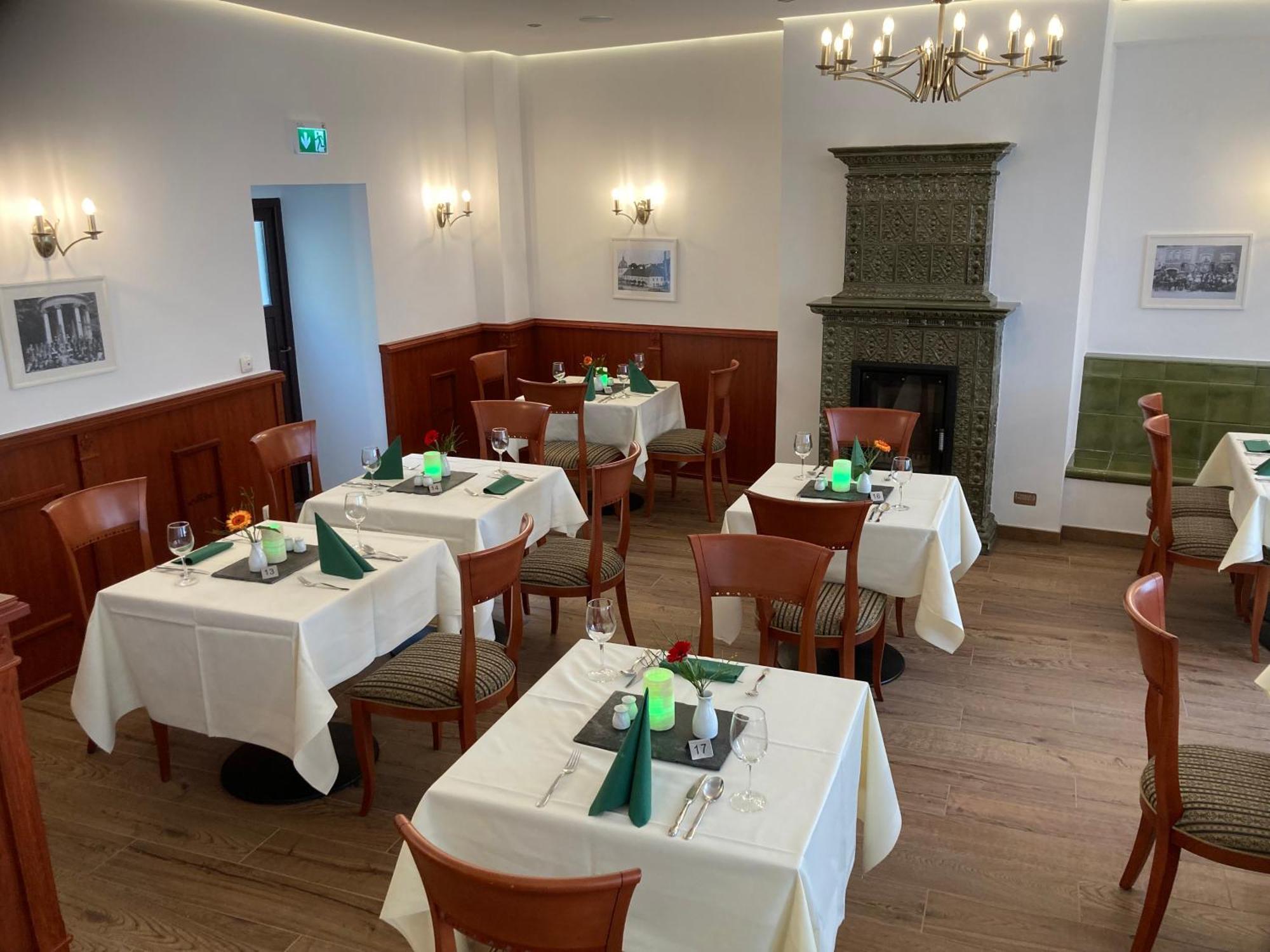 Hotel Goldner Loewe Bad Köstritz Extérieur photo